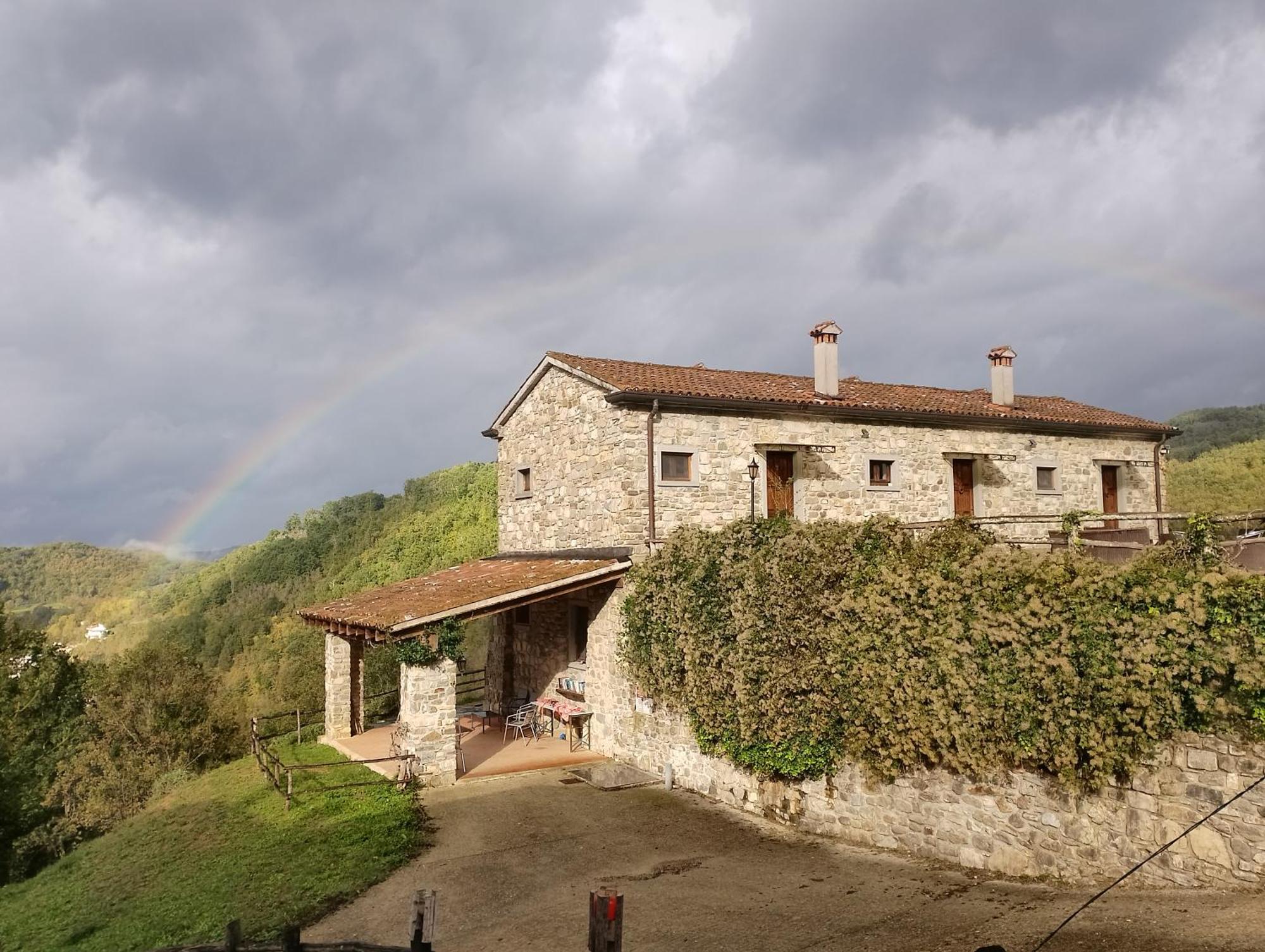 Vila Le Chianine Dei Tognoli Gragnola Exteriér fotografie
